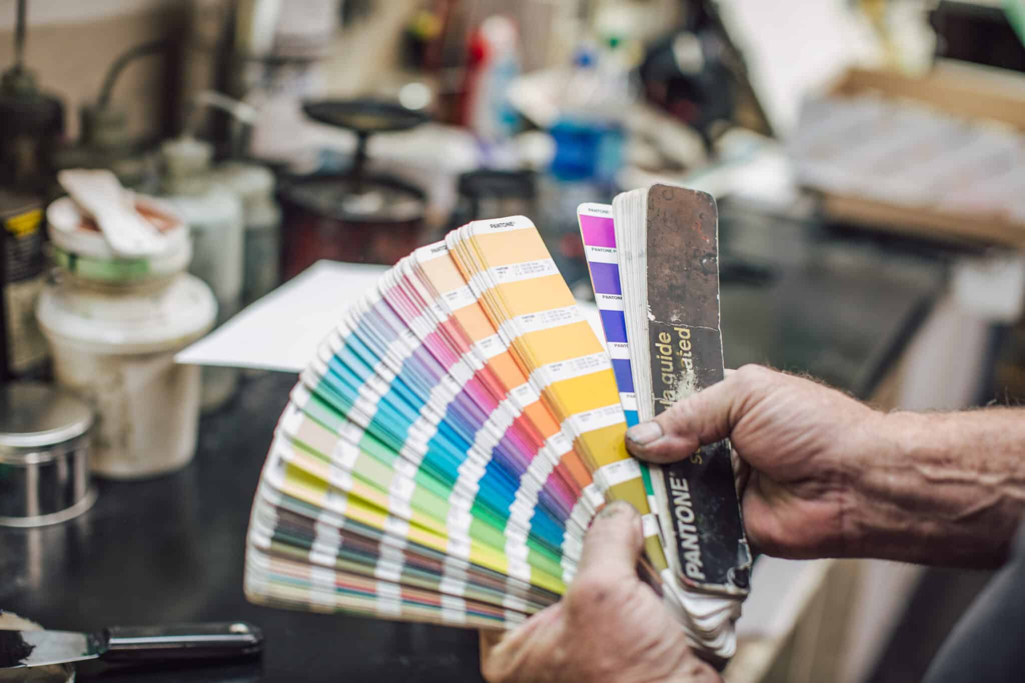 choose-the-perfect-paper-for-your-custom-prints
